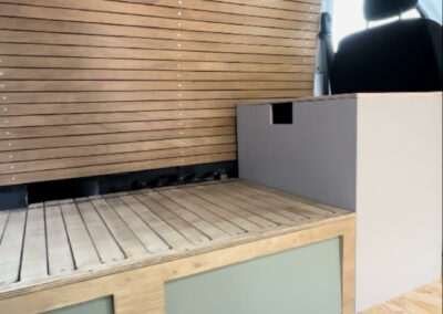 intérieur de van aménagé