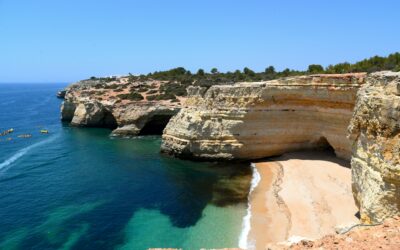 Portugal en van aménagé : itinéraire idéal pour un road trip inoubliable